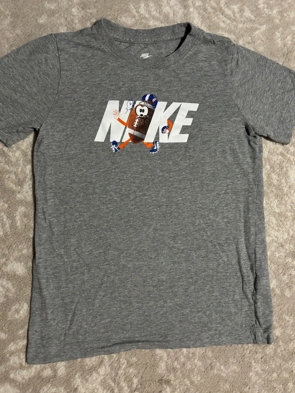 Nike Kids T-Shirt Grey with Sporty Football Character - Size Small